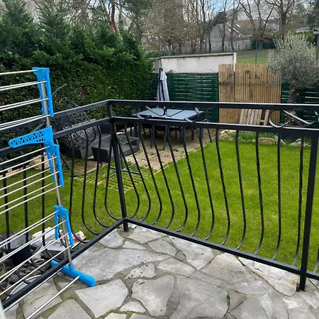 Hébergement de vacances Maison Avec Beau Jardin *
