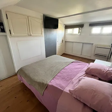 Maison Avec Beau Jardin